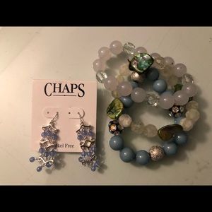 Cute Chaps silver earrings with bracelet.